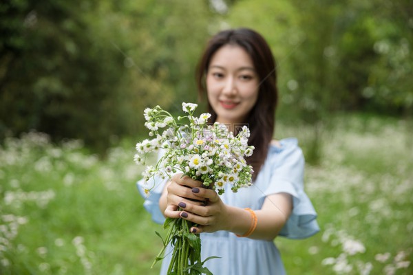 杭州临平上门按摩推拿：舒适桑拿约茶，尽享悠闲时光